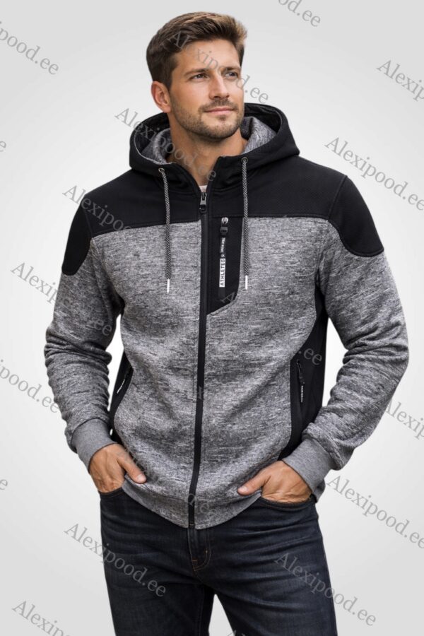 Meeste soe kapütsiga pusa