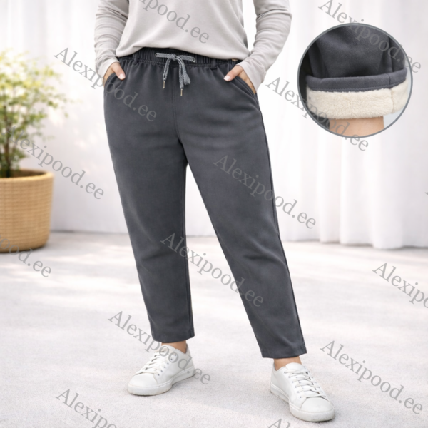 Vabaaja püksid naistele