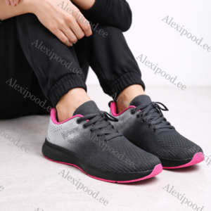 IMG_7502 Naiste tossud