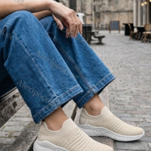 Naiste kerged ja mugavad vabaajajalatsid (suurused 40–44)