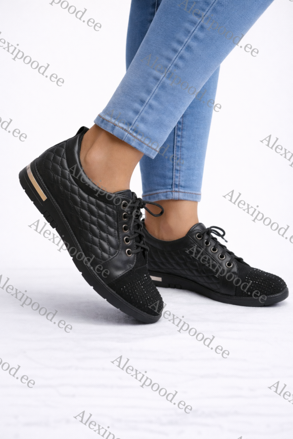 Naiste paeltega kingad (suurused 36-41)